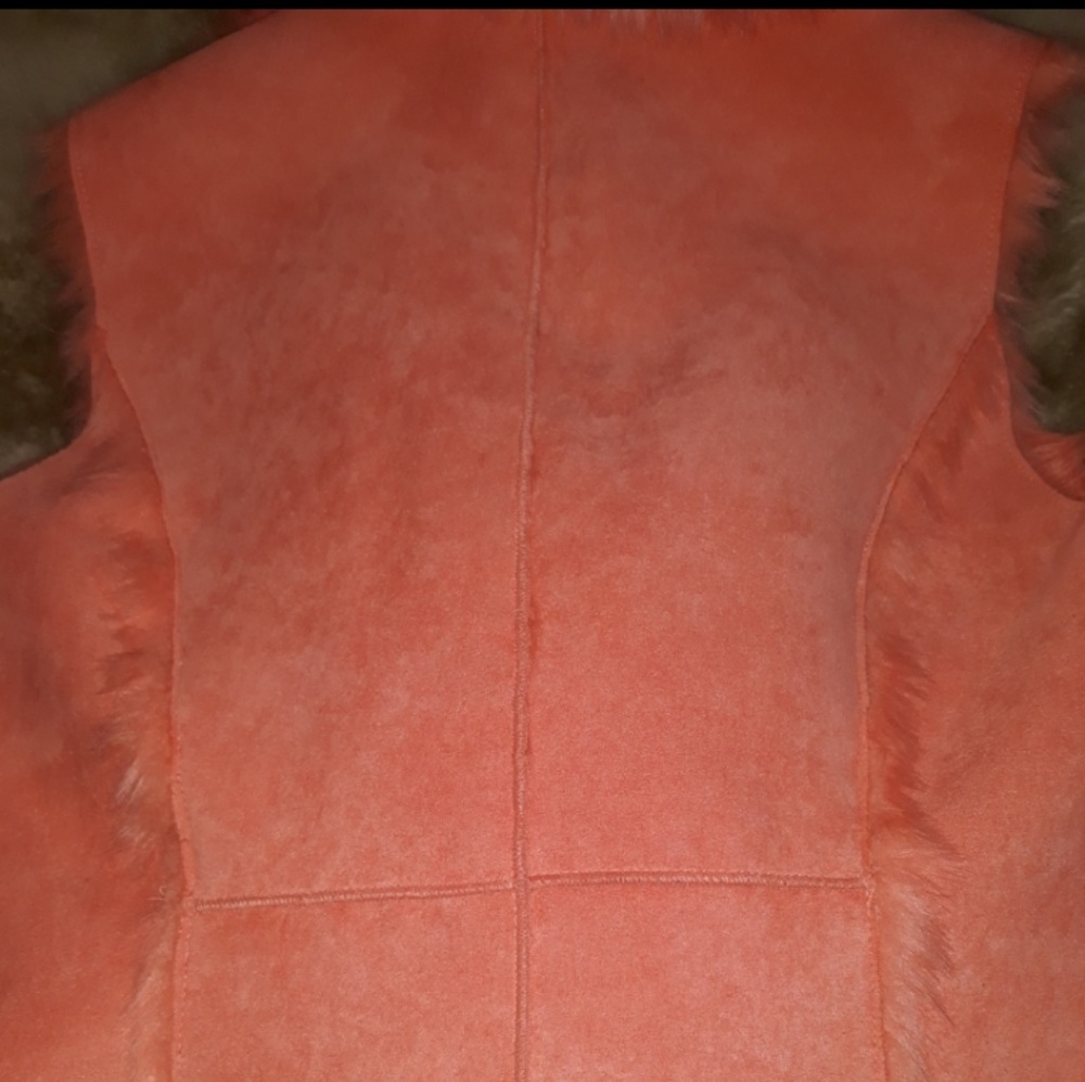 Relativity Vest - Picture 5 of 7